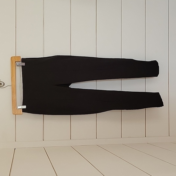 Banana Republic size 4 black stretch crop trousers - Picture 1 of 7